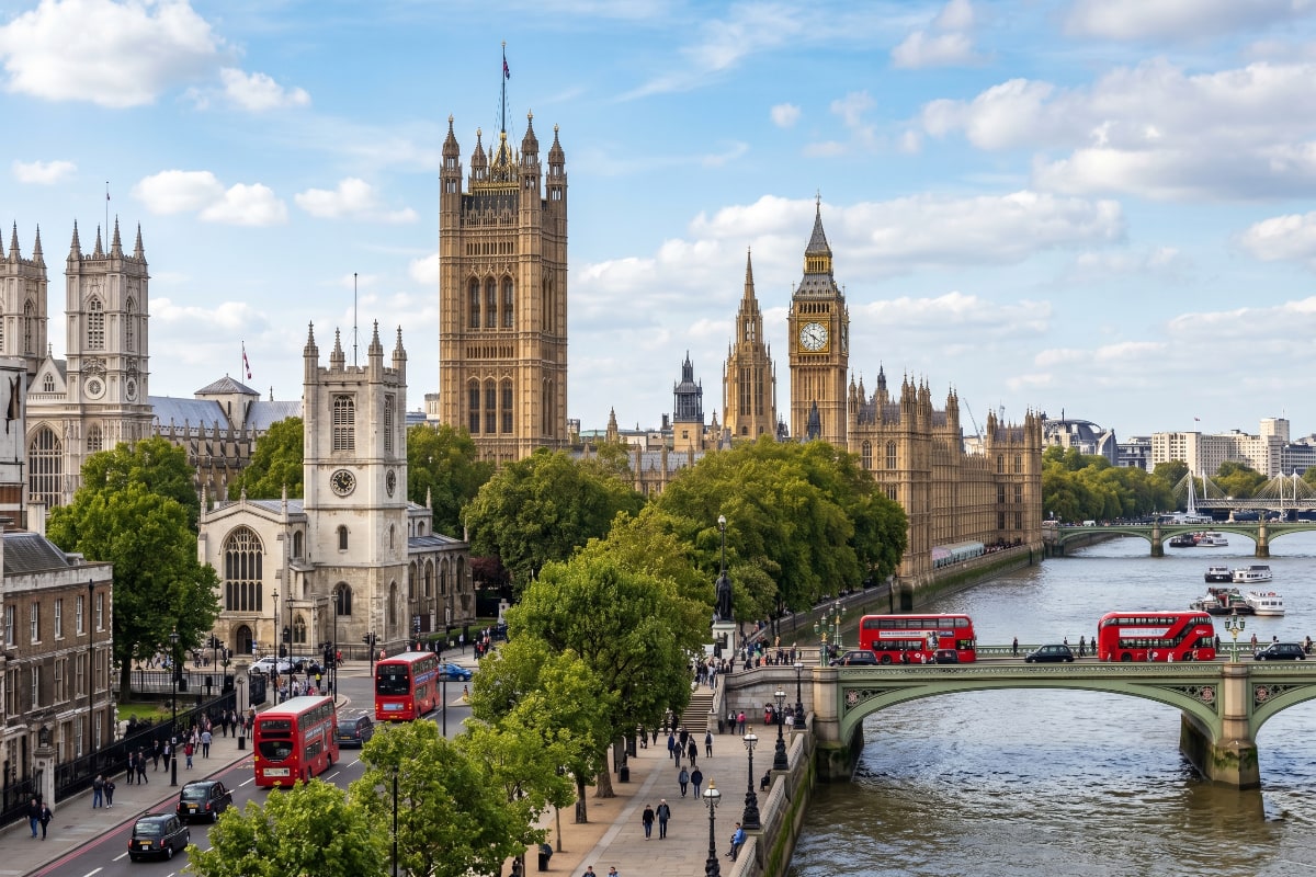 Must-See Historic Sites Within a 15-Minute Walk of Buckingham Palace
