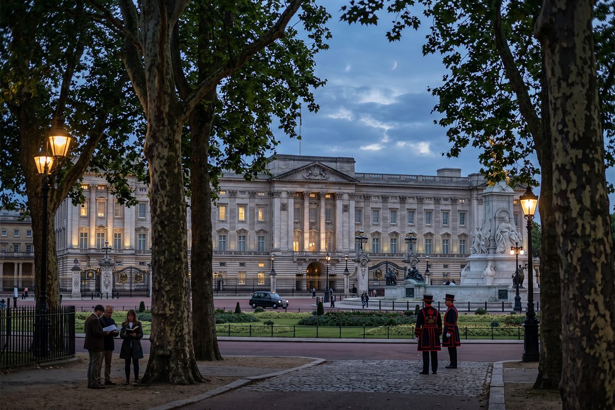 The Untold Stories of Buckingham Palace: A Historical Journey